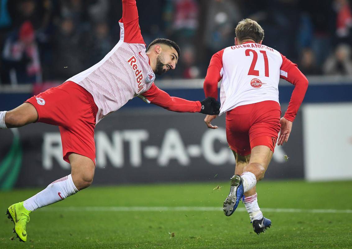 波尔图迎欧联关键赛，清晨绝杀压哨，震撼外界，球探报告显示潜力 