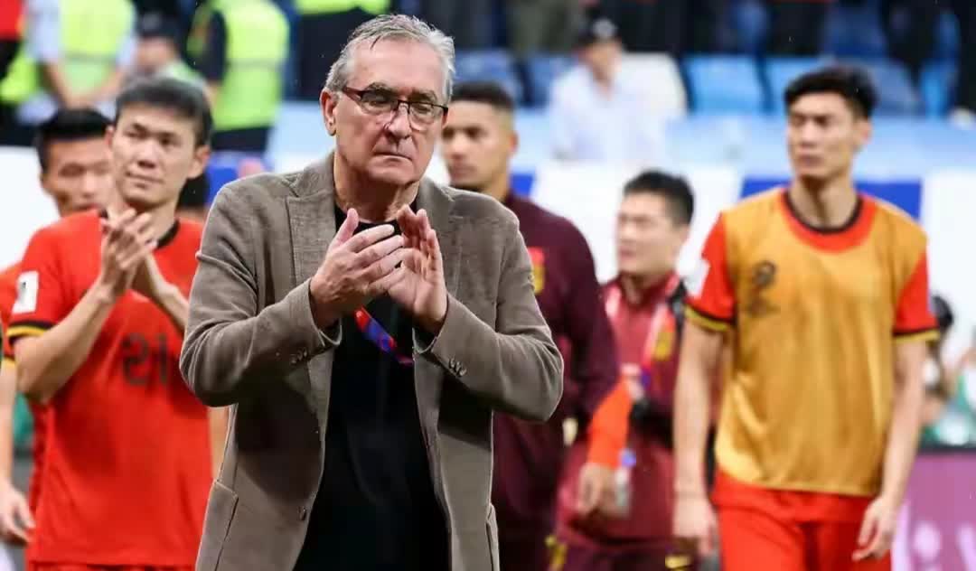 赛前波尔图队长鼓劲：欧超杯节点到来，赛场秩序良好，资深球员宣示担当(欧超联赛事件)