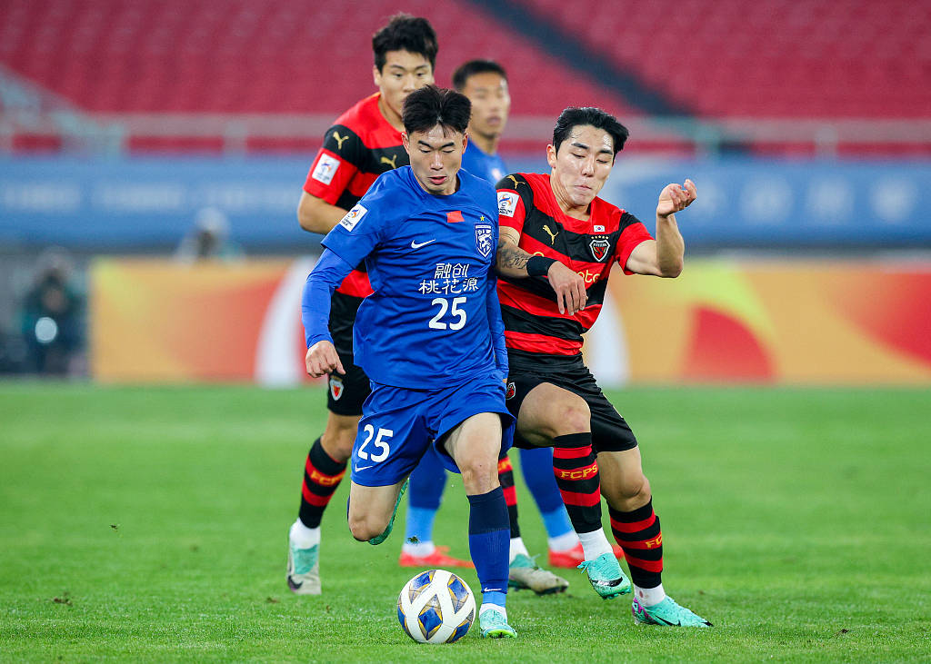 zoty.com -NBA常规赛倒计时，武汉三镇关键时刻门线救险，细节引发关注，球迷炸锅，年轻球员得到机会 