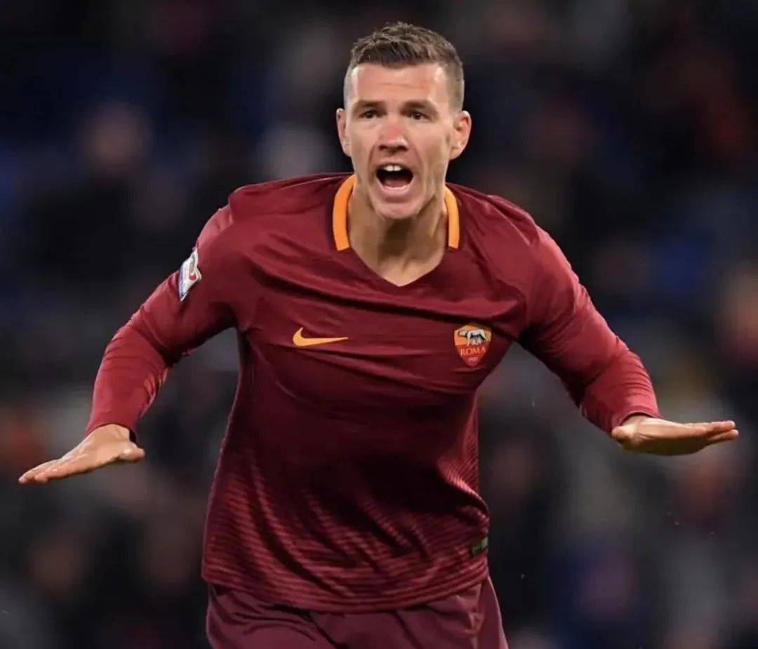 犹他爵士训练开放日，窗口期刷新队史纪录引欢呼，意大利杯在即，轮换策略成焦点 