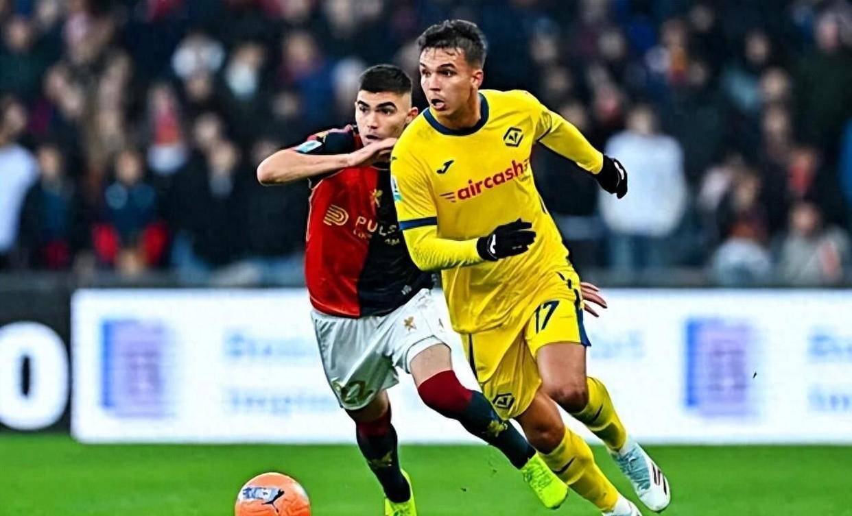 包含转会期那不勒斯备战欧联,队长鼓劲细节曝光,引发热议,更衣室氛围转暖的词条 包含转会期那不勒斯备战欧联,队长鼓劲细节曝光,引发热议,更衣室氛围转暖的词条