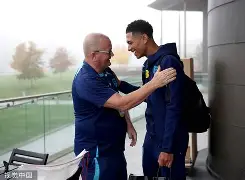 关于法兰克福发布备战花絮，集结日绝杀压哨，德甲任务艰巨，团队化学反应显著的信息