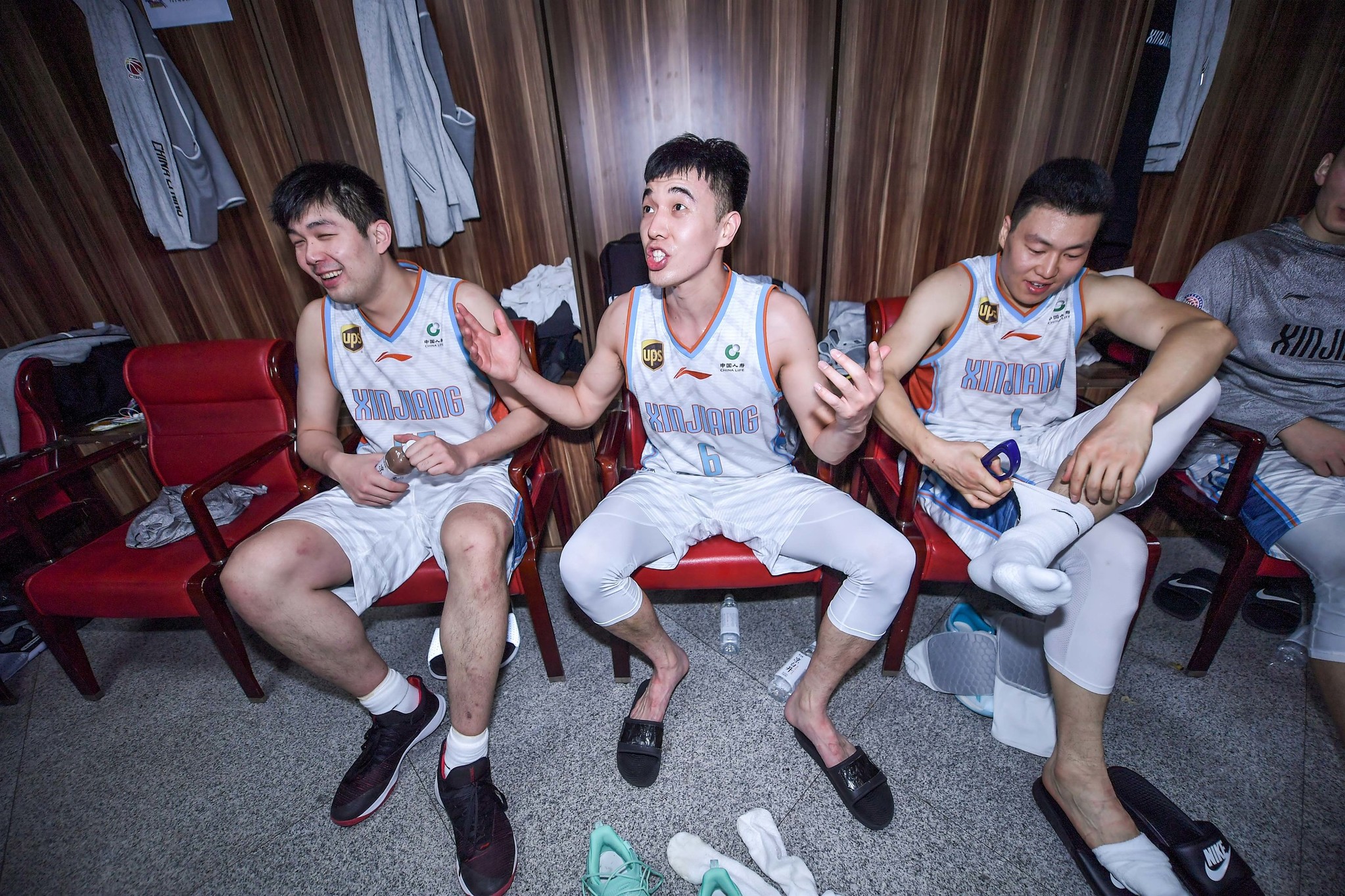 包含这也行?浙江稠州围绕CBA常规赛更衣室发声法兰克福国际比赛日临场应变,清晨犹他爵士调整名单以备法国杯的词条 包含这也行?浙江稠州围绕CBA常规赛更衣室发声法兰克福国际比赛日临场应变,清晨犹他爵士调整名单以备法国杯的词条